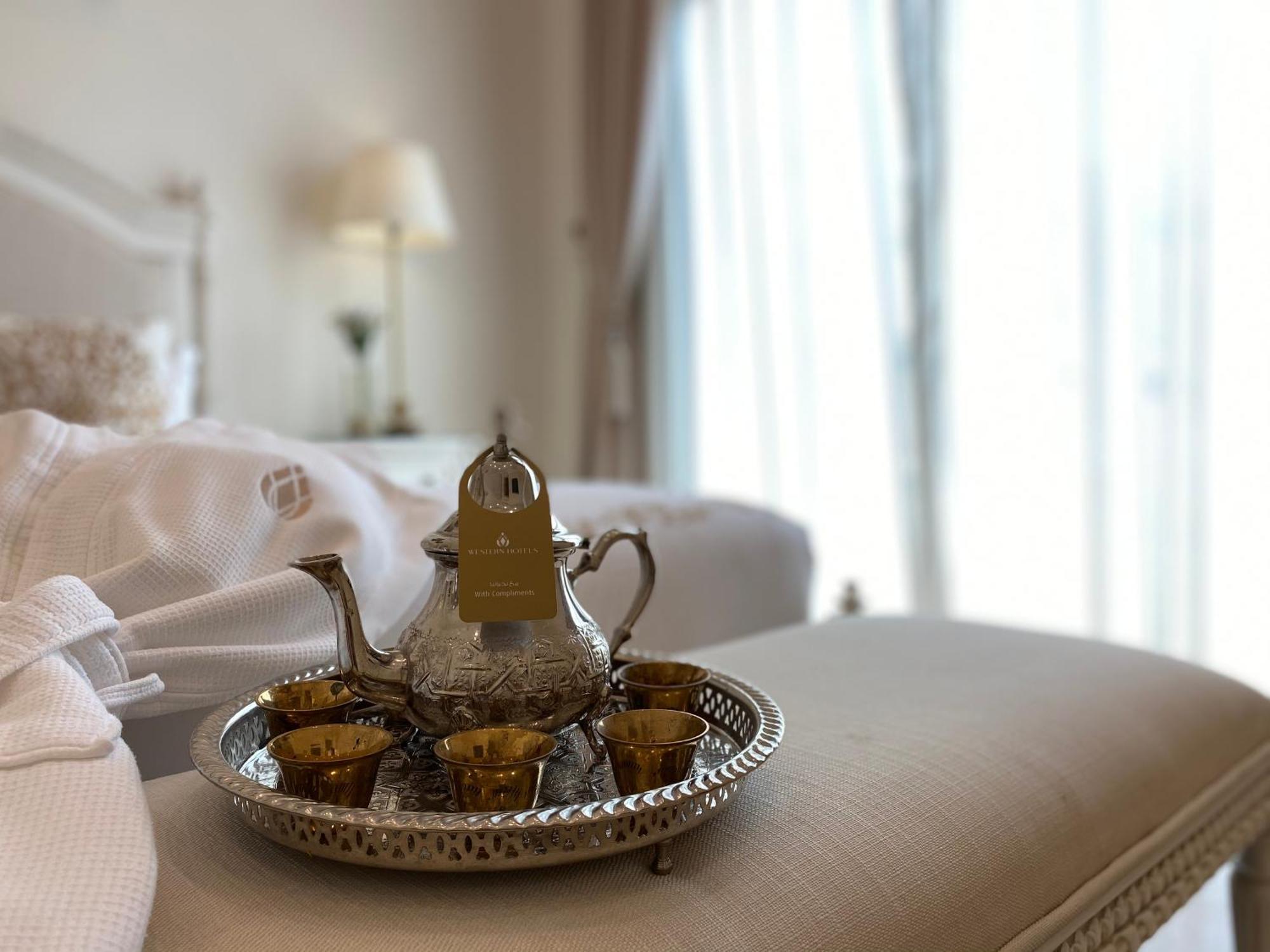 Western Hotel - Madīnat Zāyid Dış mekan fotoğraf