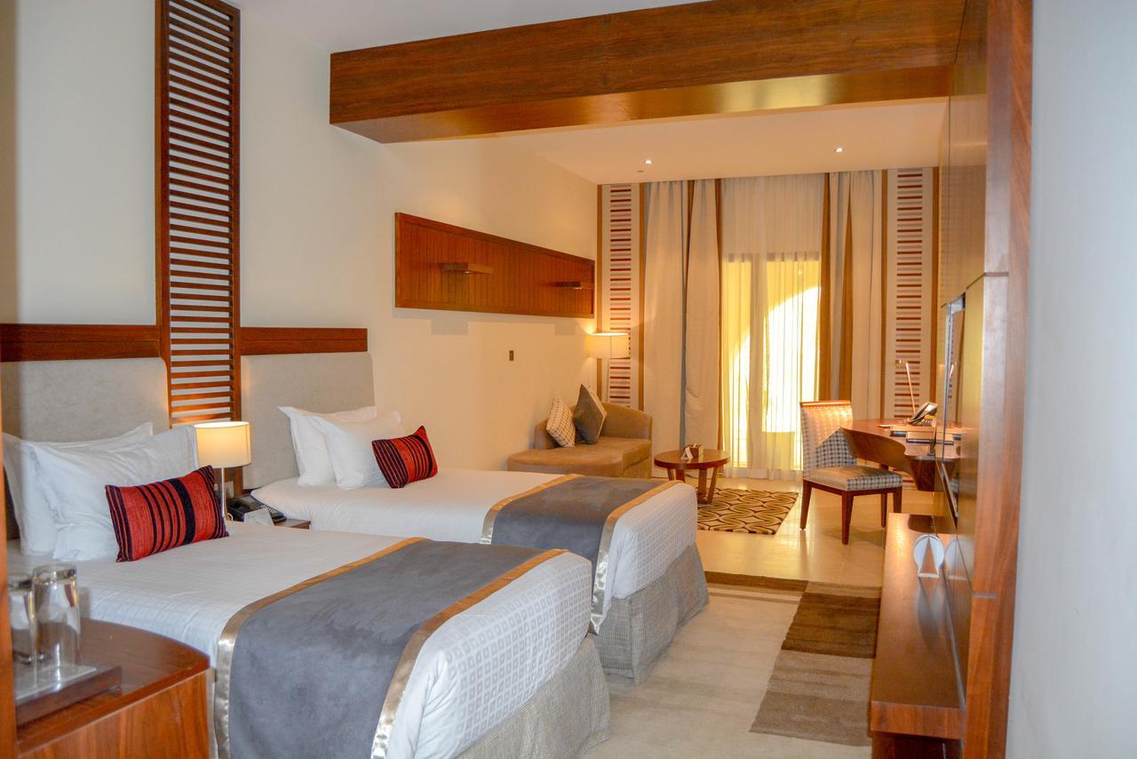 Western Hotel - Madīnat Zāyid Dış mekan fotoğraf